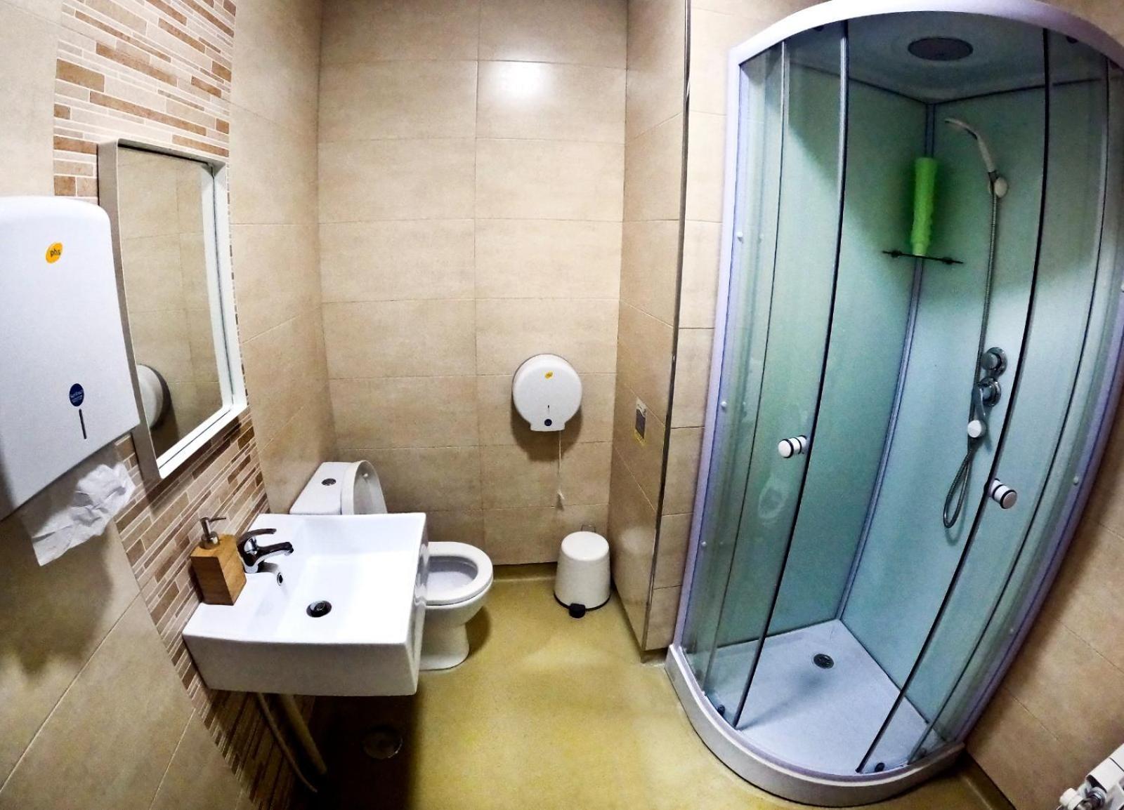 W14 Hostales Vigo Ngoại thất bức ảnh